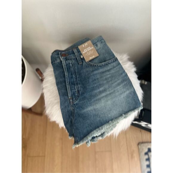 Madewell Relaxed Denim Jean Split Hem Edition Shorts, Size 8‎ (29 Waist) NWT - Picture 8 of 14
